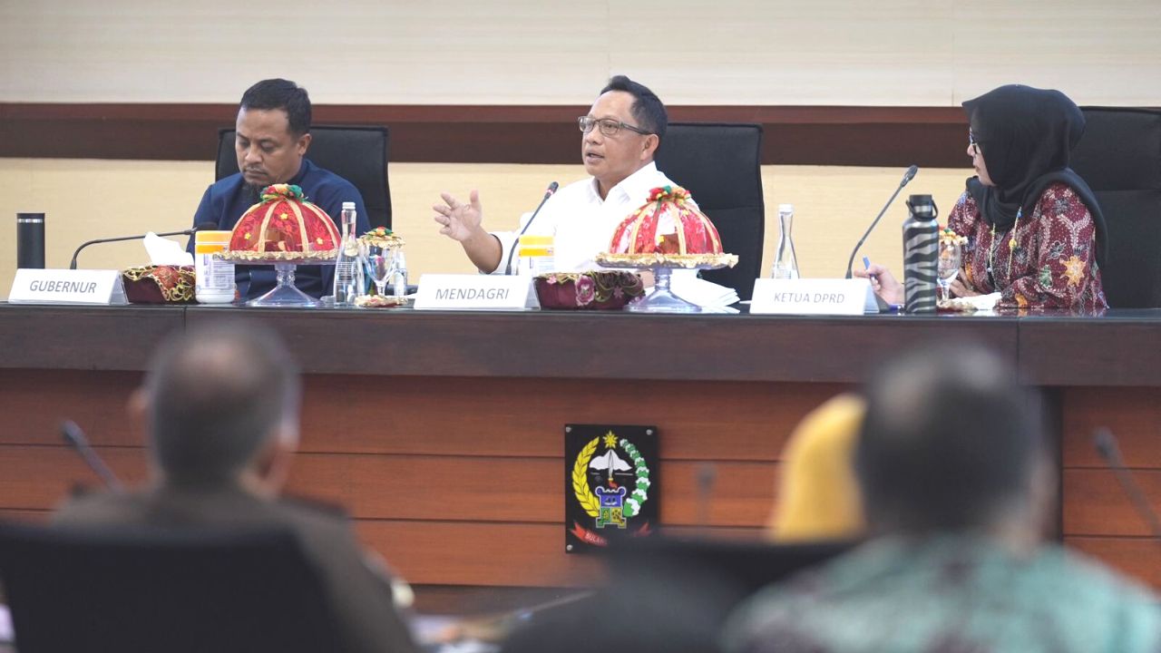 Mendagri Sebut Komposisi Pendapatan APBD Sulsel TA 2023 Tergolong Kuat