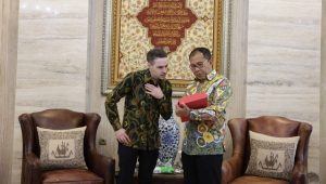Pejabat Konsulat Amerika Serikat dan Wali Kota Danny Bertemu Perkuat Kerja Sama Ekonomi, Budaya & Sejarah