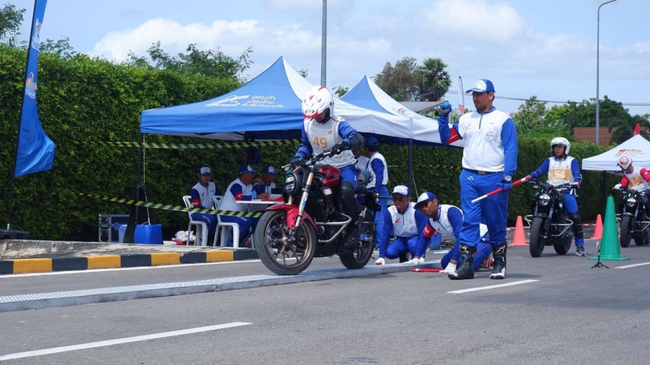 Instruktur AHM Ukir Prestasi di Kompetisi Safety Riding Asia & Oceania