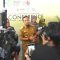 Gubernur Andi Sudirman Sampaikan Duka & Beri Santunan Keluarga Korban Tertabrak Kereta Api
