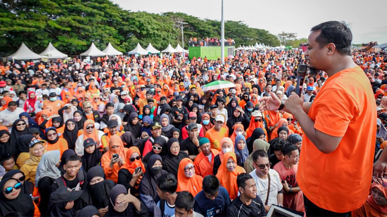 Gubernur Andi Sudirman Lepas 12 Ribu Peserta Anti Mager di Bulukumba