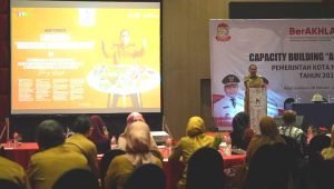 Target Ciptakan ASN BerAkhlak, Danny Gelar Capacity Building Hadirkan Motivator Nasional