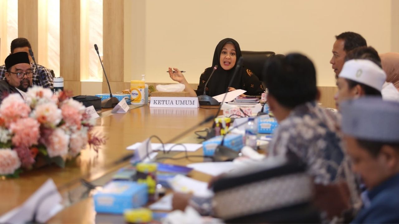 Fatmawati Rusdi Pimpin Rapat LPTQ Makassar, Matangkan Program Pengurus Baru