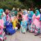 Ibu-Ibu di Pangkep ini, Nekat Hadang Kendaraan Gubernur Sulsel