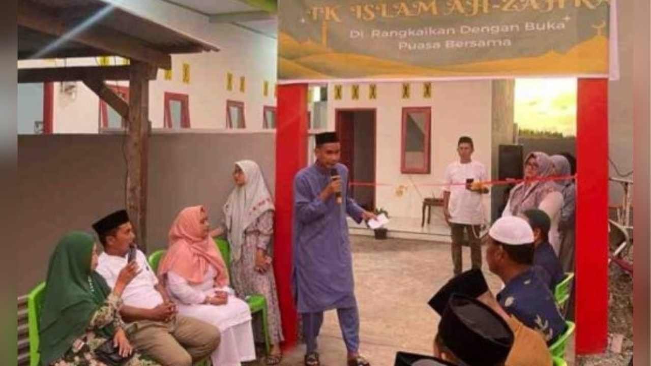 Ketua DPRD Makassar, Resmikan TK Islam Ah-Zahrah