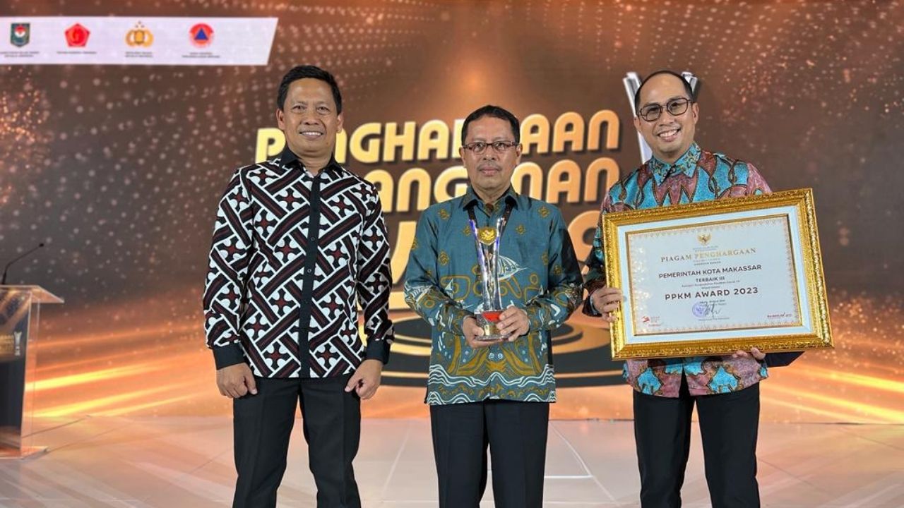 Pemkot Makassar Raih PPKM Award 2023, Bukti Keberhasilan Program Makassar Recover