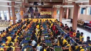 Umat Hindu di Makassar Gelar Festival Banjar Megibung Sambut Hari Raya Nyepi