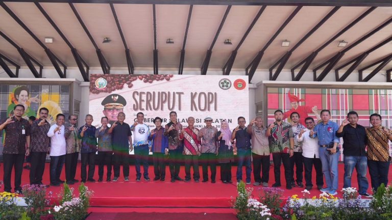 Peringati Hari Kopi Nasional, OPD Pemprov, IKA UNHAS & Dekopi Dorong Kopi Sulsel Mendunia