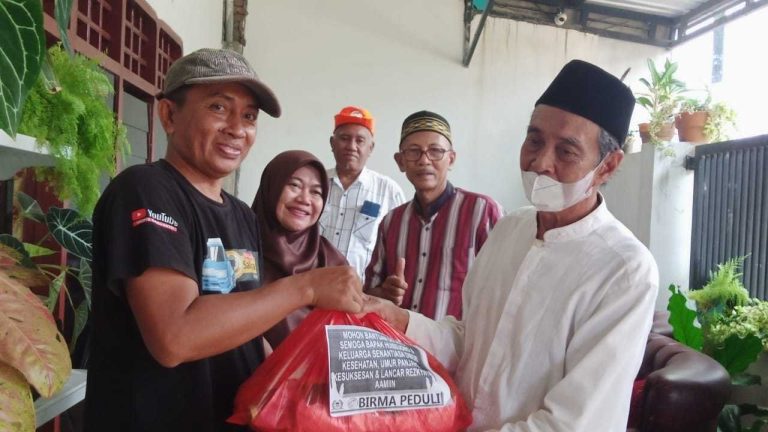 Awal Ramadhan, Birma Peduli Kembali Berbagai Paket Bahan Pokok 9 Awal Ramadhan, Birma Peduli Kembali Berbagai Paket Bahan Pokok