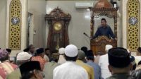 Ceramah Tarawih di Masjid Awaluddin Kelurahan Tallo, Ketua DPRD Makassar: Jaga anakta, Sekolahkan Setinggi-tingginya