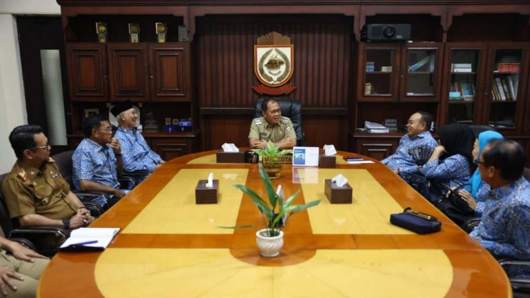 Pemkot Makassar Support Apindo-Kodam XIV Hasanuddin Gelar Bazar UMKM Ramadan 10 Pemkot Makassar Support Apindo-Kodam XIV Hasanuddin Gelar Bazar UMKM Ramadan