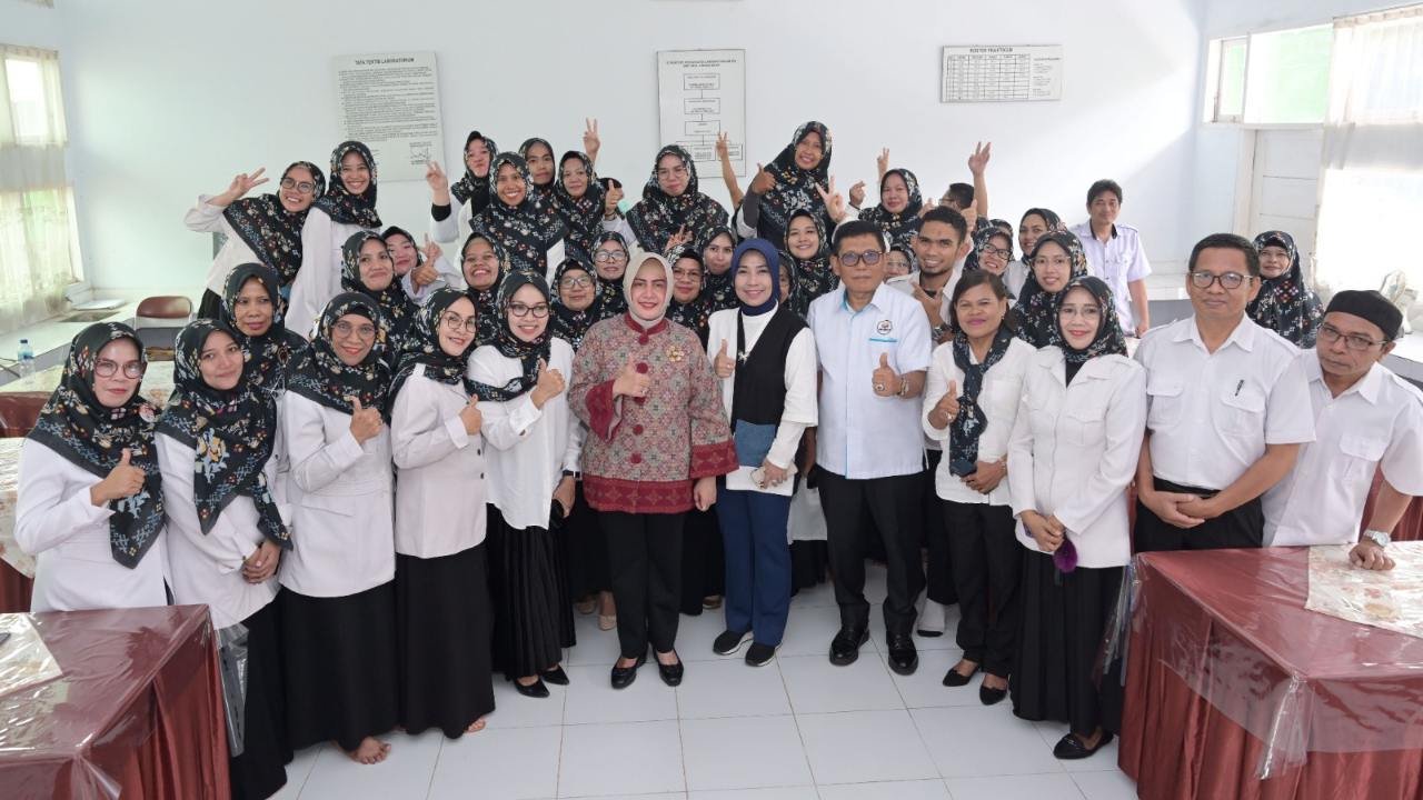 Didampingi Kadisdik, Bunda PAUD Makassar Lanjut Sambangi Satu Sekolah Tinjau Implementasi Studi Tiru