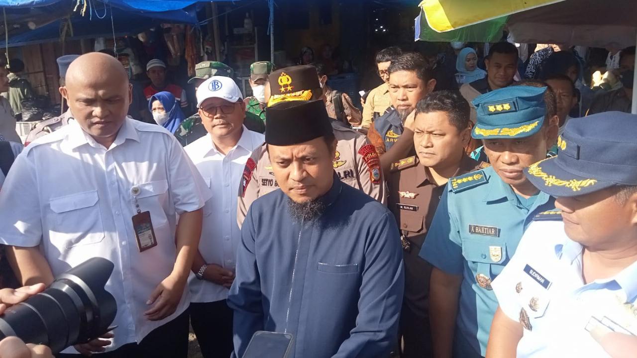 Jelang Lebaran, Gubernur Bareng KPPU, Forkopimda & BI Sulsel Sidak Pasar Pabaeng-baeng