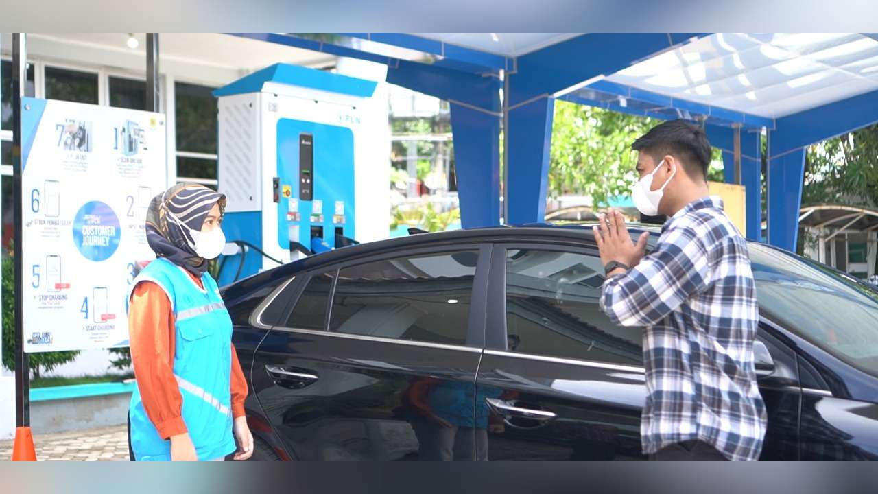 Nyamannya Mudik Menggunakan Kendaraan Listrik, PLN Sediakan 7 SPKLU di Sulselrabar