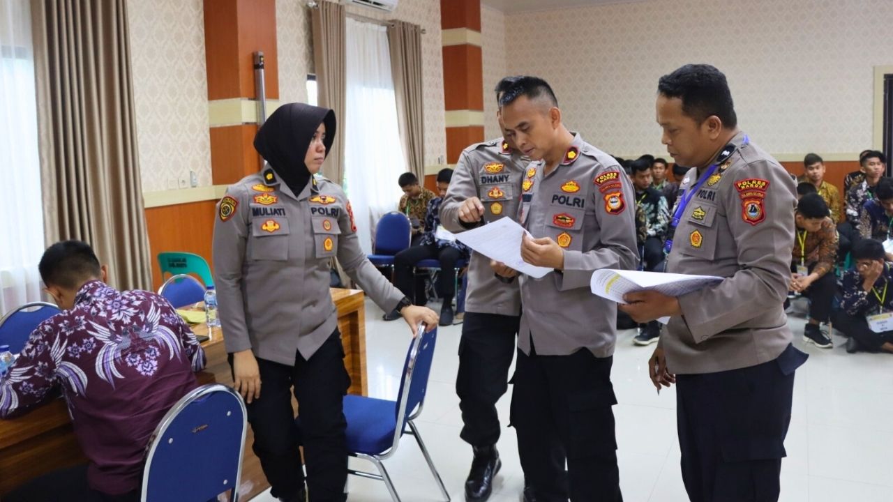 Polres Maros Terima Kunjungan Tim Asistensi Rikmin Awal Casis Polri 2023 Polda Sulsel 2 Polres Maros Terima Kunjungan Tim Asistensi Rikmin Awal Casis Polri 2023 Polda Sulsel
