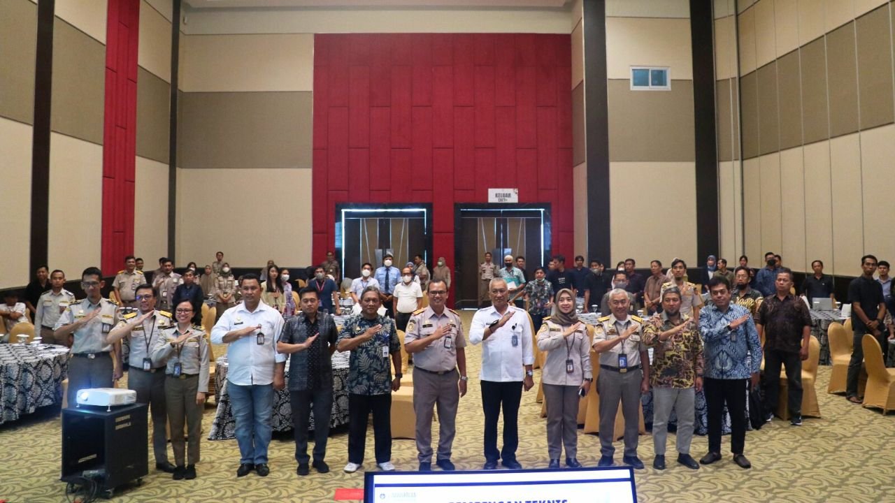 Tingkatkan Awareness Pengguna Jasa,  Karantina Makassar Gelar Bimtek