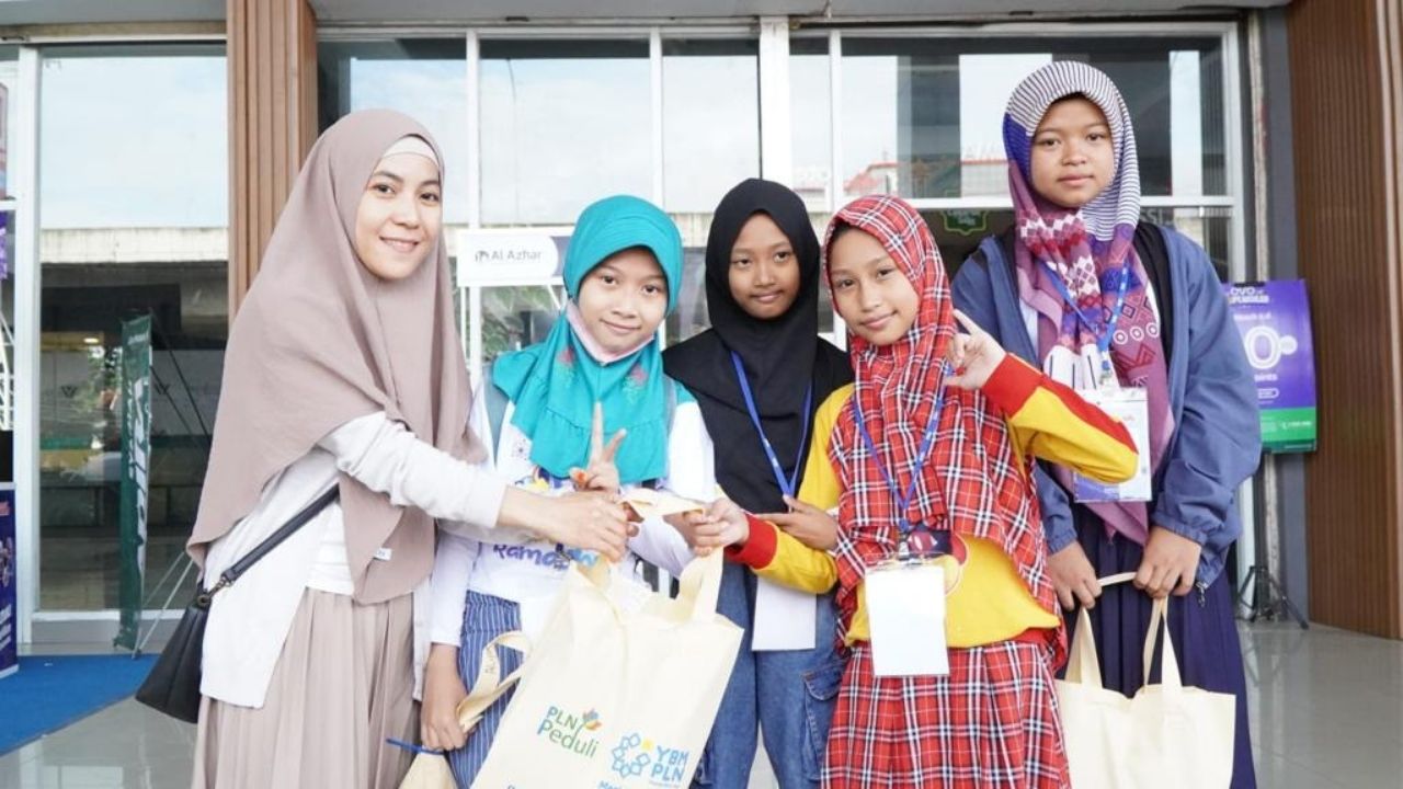 Jadikan Generasi Unggul, Berakhlak & Berprestasi, 72 Peserta Ikuti Training Motivasi Anak dari YBM PLN UID Sulselrabar 2 Jadikan Generasi Unggul, Berakhlak & Berprestasi, 72 Peserta Ikuti Training Motivasi Anak dari YBM PLN UID Sulselrabar