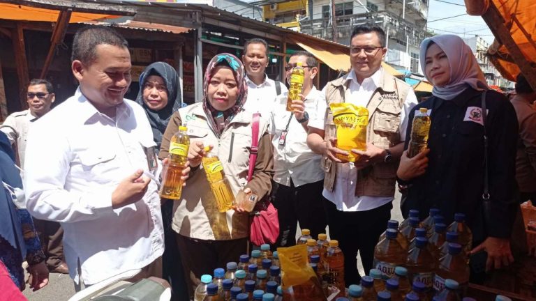 Satgas Pangan Mabes Polri Warning Pelaku Usaha yang Mainkan Harga Minyak Goreng 4 Satgas Pangan Mabes Polri Warning Pelaku Usaha yang Mainkan Harga Minyak Goreng