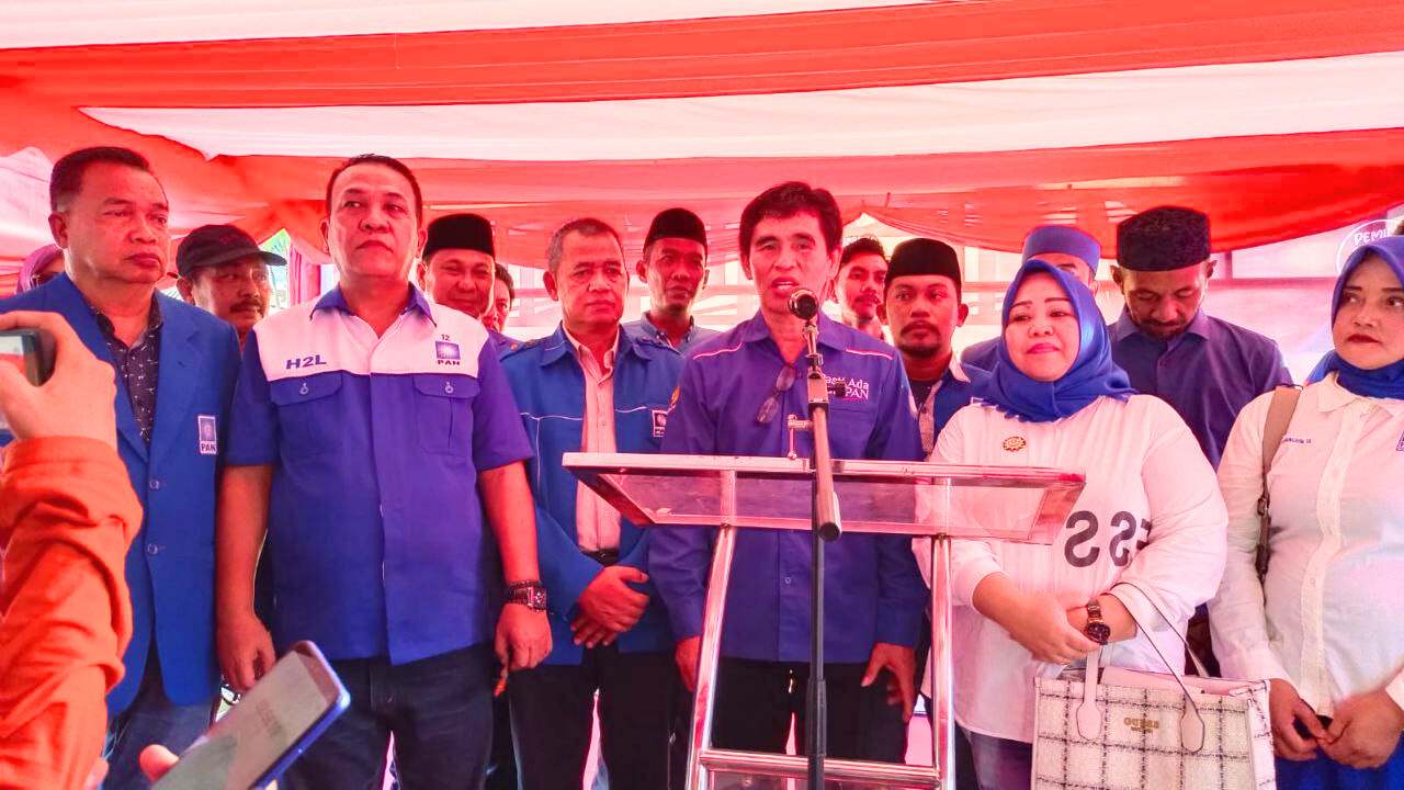PAN Makassar Resmi Daftar Bakal Caleg di KPU 2 PAN Makassar Resmi Daftar Bakal Caleg di KPU