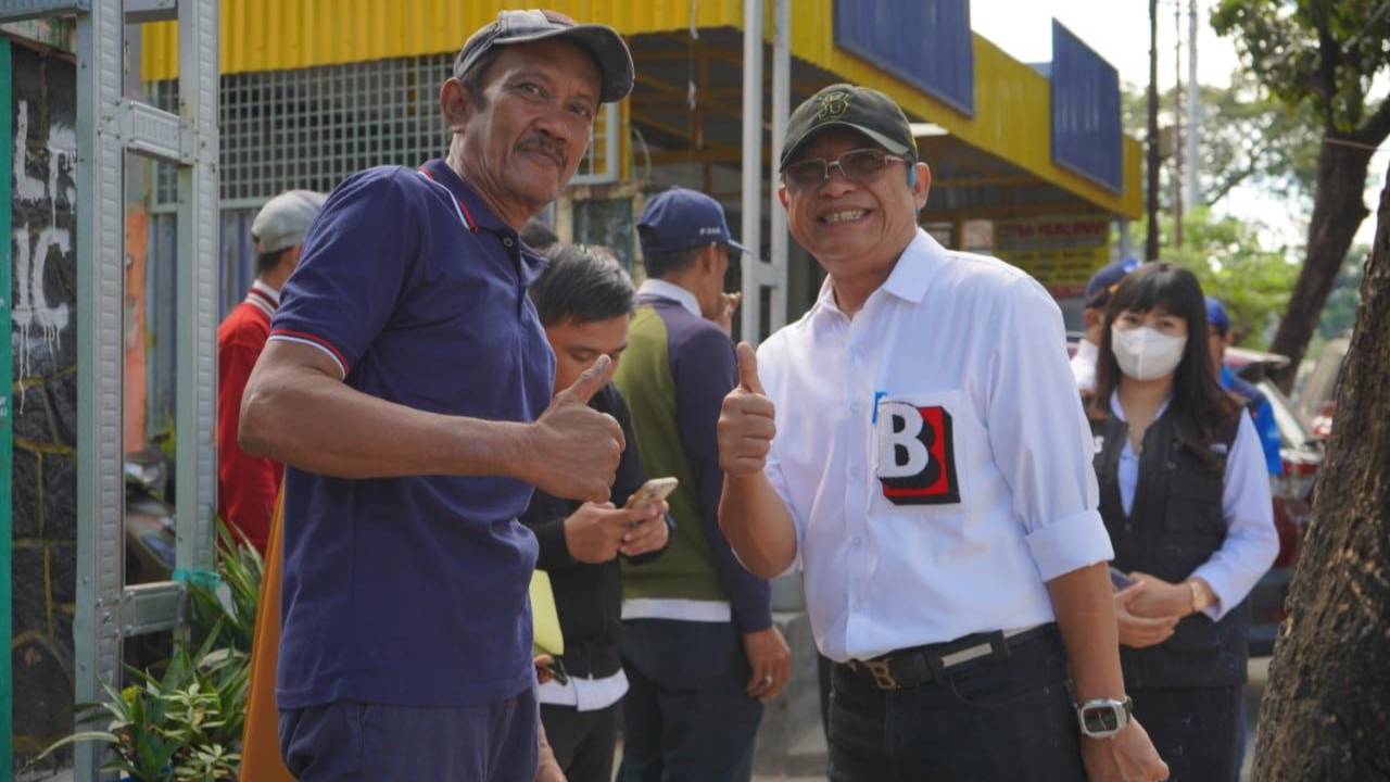 Sapa Pelanggan, Direksi PDAM Makassar Sosialisasikan Pembayaran Tagihan Air Secara Online 2 Sapa Pelanggan, Direksi PDAM Makassar Sosialisasikan Pembayaran Tagihan Air Secara Online