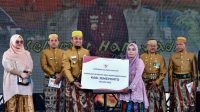 Pemberdayaan Ekonomi Kerakyatan, Gubernur Andi Sudirman Berikan Booth Semi Kontainer untuk UMKM di Jeneponto