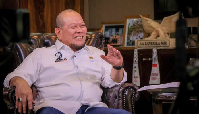 Ketua DPD RI Minta Pemerintah Introspeksi Diri