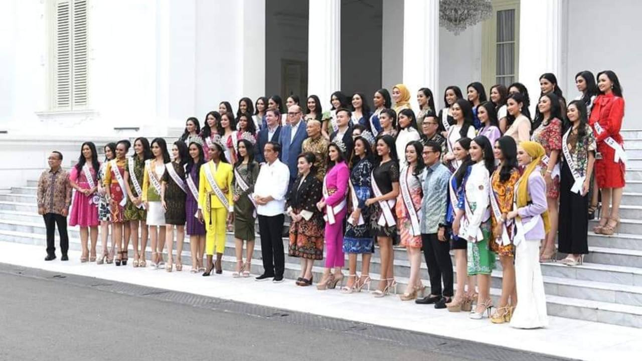 Temui Finalis Putri Indonesia 2023, Presiden Jokowi Ingatkan Bonus Demografi