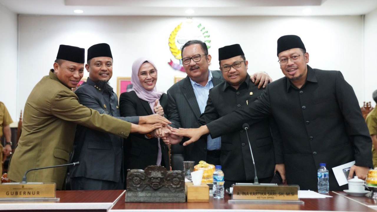 Gubernur Sulsel Terima Rekomendasi DPRD Sulsel Atas LKPJ Tahun Anggaran 2022