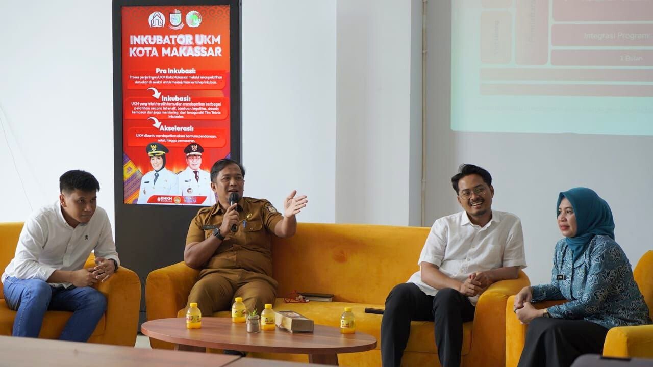 PKK Makassar Kunjungi Inkubator UKM, Diskop: Mendorong UKM Naik Kelas