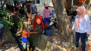 Pantau Satgas Drainase, Camat Wajo Imbau Warga Pentingnya Jaga Kebersihan Lingkungan