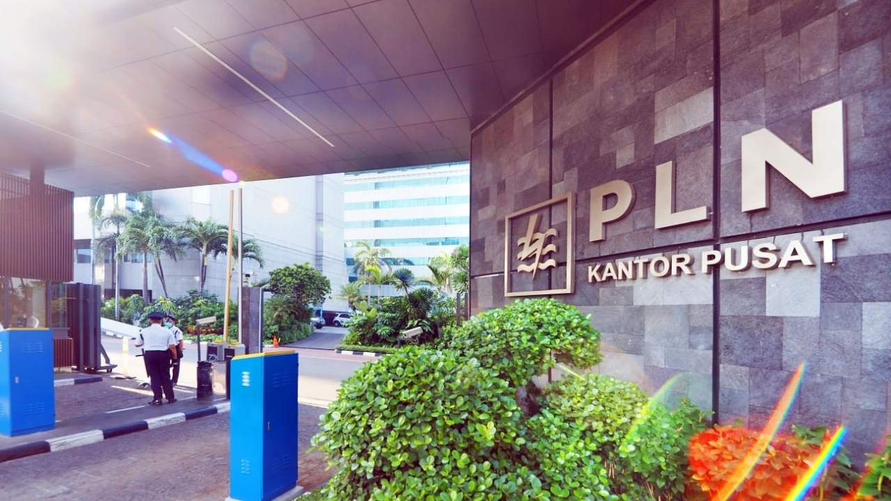 PT PLN (Persero)