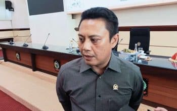 Diisukan Maju di Pilgub, Andi Iwan Darmawan Aras Mengkaku Siap 4 Wakil Ketua Komisi V DPR RI Andi Iwan Darmawan Aras