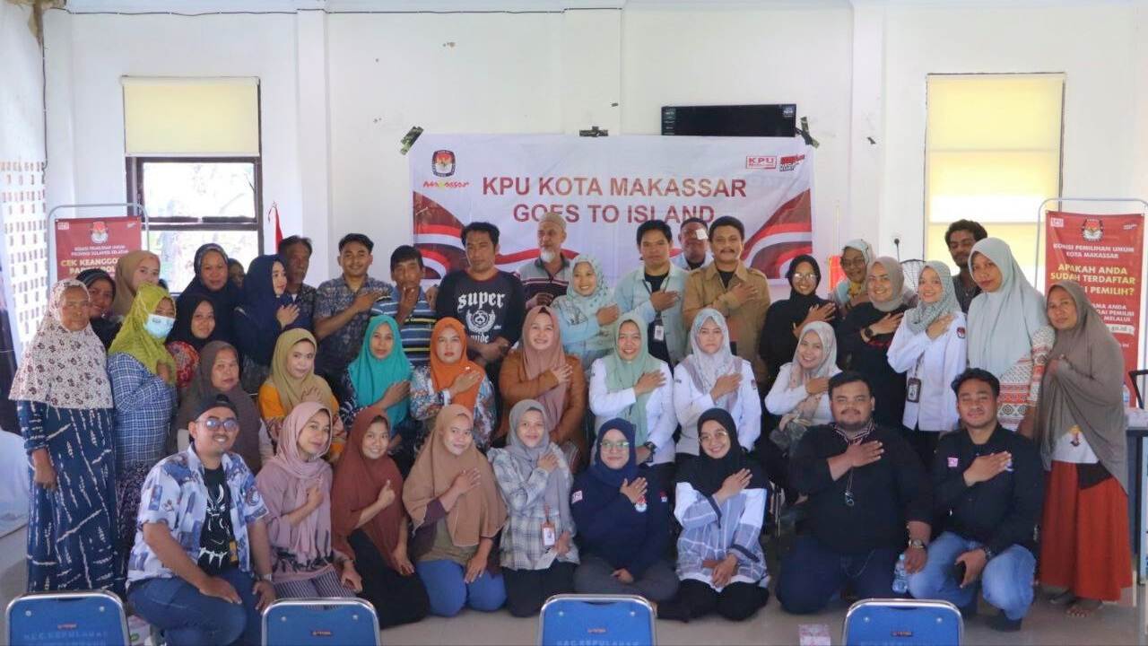 KPU Makassar Goes to Island ke Pulau Barang Lompo