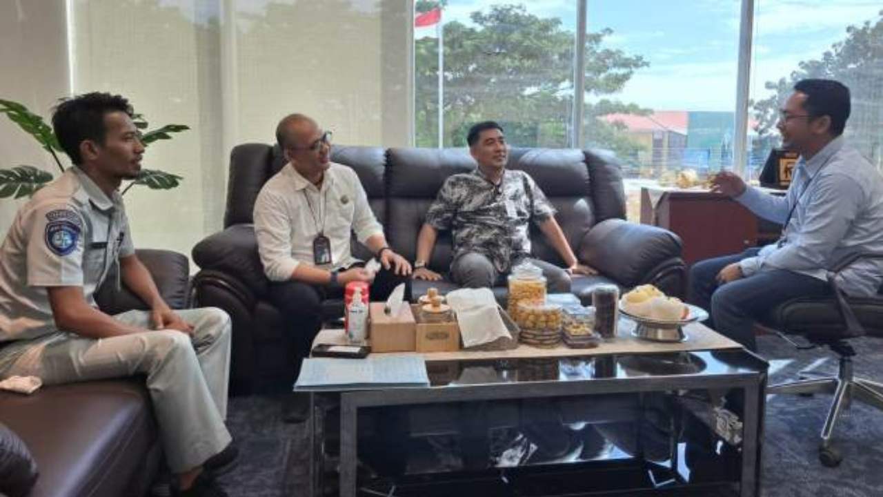 Kepala Samsat Jeneponto Kunjungi BRI Cabang Sebagai Wujud Sinergitas Antar BUMN