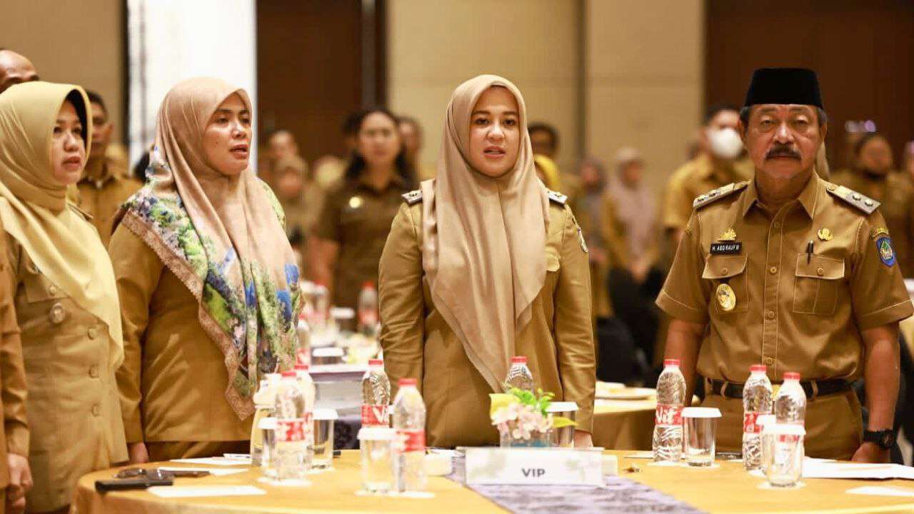 Perkuat Koordinasi, Wawali Fatma Hadiri Rapat Penanggulangan Kemiskinan Tingkat Provinsi