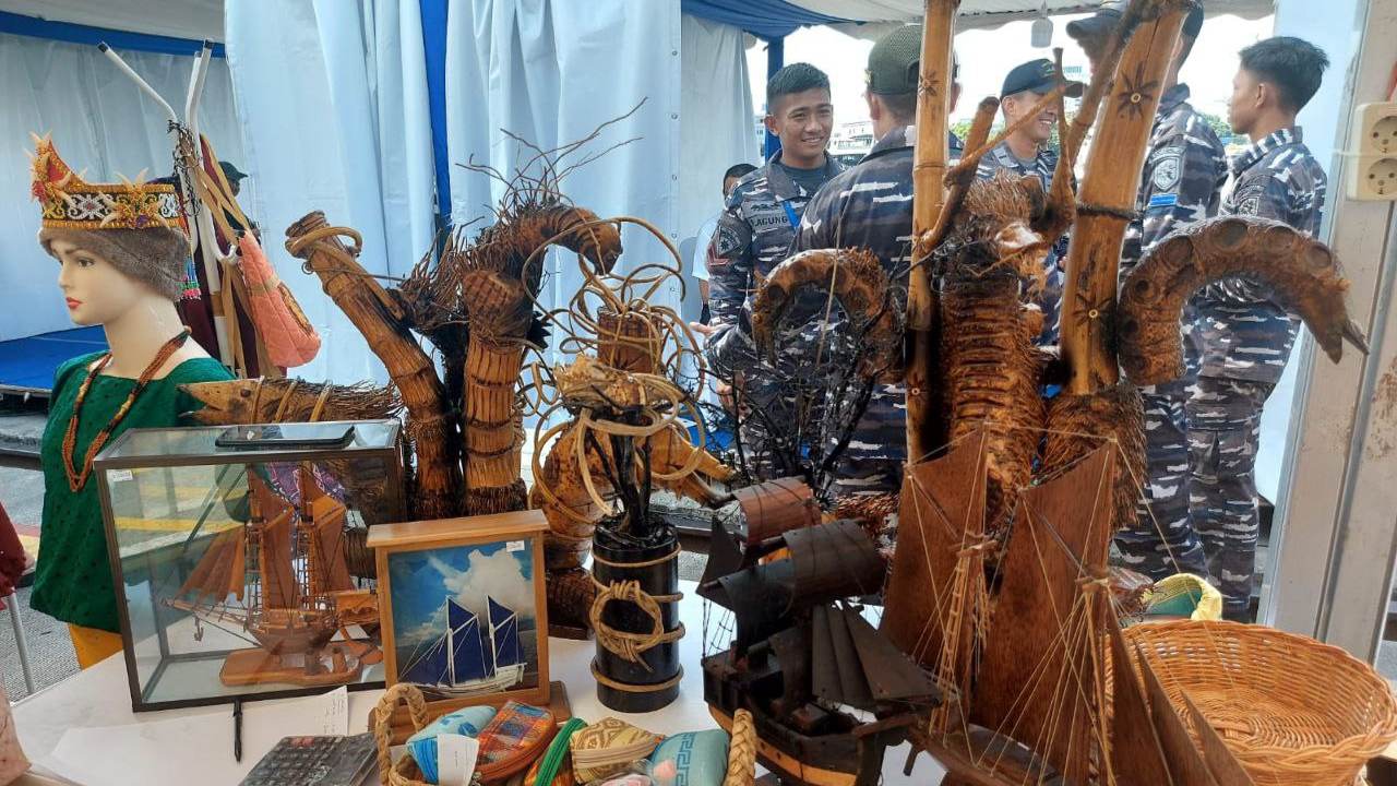 Dekranasda Sulsel Pamerkan Sejumlah Kerajinan Unggulan di MNEK 2023