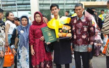 Teliti Politik Arung, Anak Petani Asal Sulsel Berhasil Raih Sarjana Ilmu Politik 4 Teliti Politik Arung, Anak Petani Asal Sulsel Berhasil Raih Sarjana Ilmu Politik