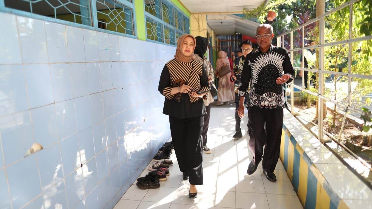 Wujudkan Sekolah Terintegrasi, Fatmawati Rusdi Tinjau SDN di 4 Kecamatan 2 Wujudkan Sekolah Terintegrasi, Fatmawati Rusdi Tinjau SDN di 4 Kecamatan