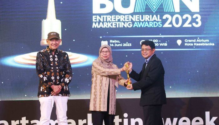 PLN Jadi Best of The Best Company Dalam Ajang BUMN Entrepreneurial Marketing Awards 2023
