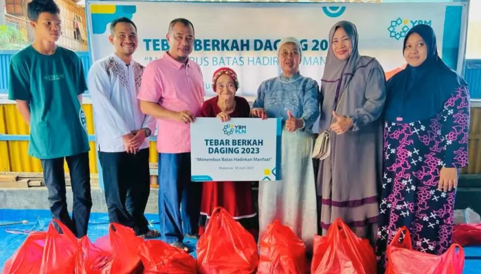 YBM PLN Sulserabar Siapkan 1800 Bingkisan Berkah Daging kepada Lansia dan Dhuafa