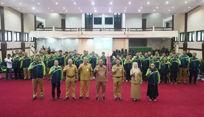 Gubernur Andi Sudirman Lepas 83 Atlet Menuju Pornas XVI Korpri di Semarang