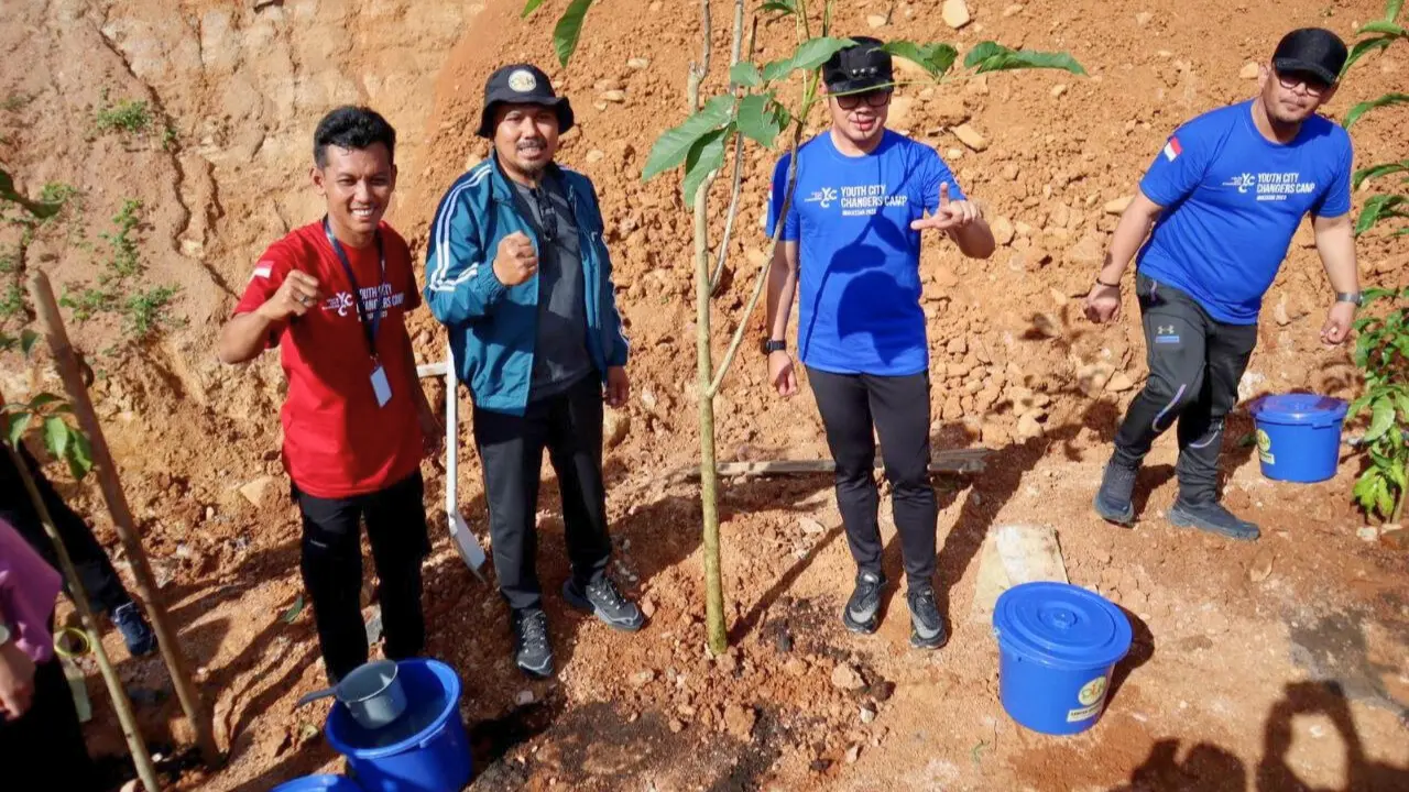Wali Kota Danny Pomanto-Bima Arya dan Ratusan Delegasi YCC Apeksi Gelar Penghijauan di Tokka Tena Rata
