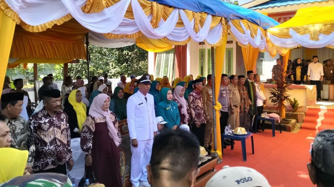 Begini Pesan Bupati Jeneponto kepada Kades PAW Desa Kapita yang Baru Dilantik 2 Begini Pesan Bupati Jeneponto kepada Kades PAW Desa Kapita yang Baru Dilantik