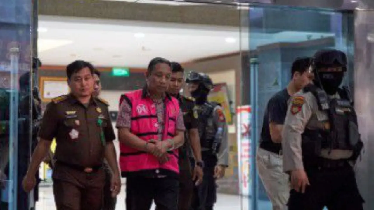 Kejati Sulsel Tetapkan Mantan Plh Kepala BPKD Takalar Jadi Tersangka 2 Kejati Sulsel Tetapkan Mantan Plh Kepala BPKD Takalar Jadi Tersangka