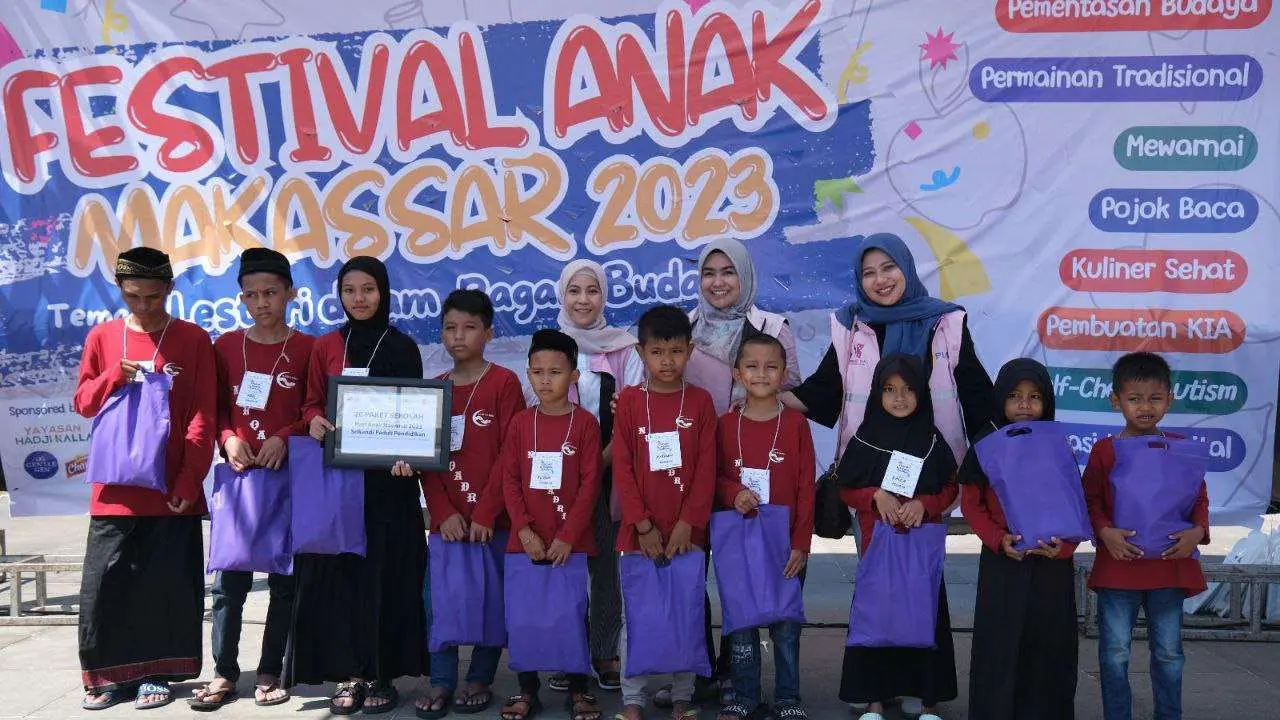 Hari Anak Nasional 2023, Srikandi PLN bagikan Paket Perlengkapan Sekolah ke Panti Asuhan