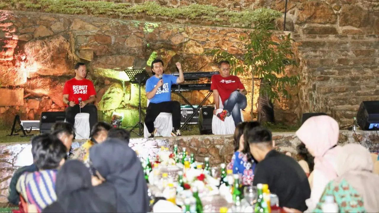 Wagub Emil Dardak Sebut Danny Pomanto Tokoh Inspiratif 2 Wagub Emil Dardak Sebut Danny Pomanto Tokoh Inspiratif