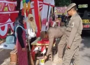 Satpol PP Makassar Tertibkan PK5 secara Humanis di Jalan Sultan Alauddin