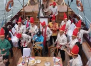 3 Kapal Phinisi Antar Rombongan Wali Kota se-Indonesia Keliling Pantai Losari Makassar