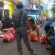 Satpol PP Tertibkan PK5 di Kecamatan Bontoala secara Persuasif & Humanis