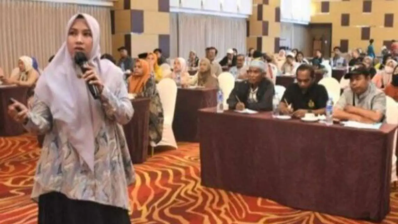 Fatmawati Wahyuddin Sosialisasi Perda Tentang Penyelenggaraan Bantuan Hukum